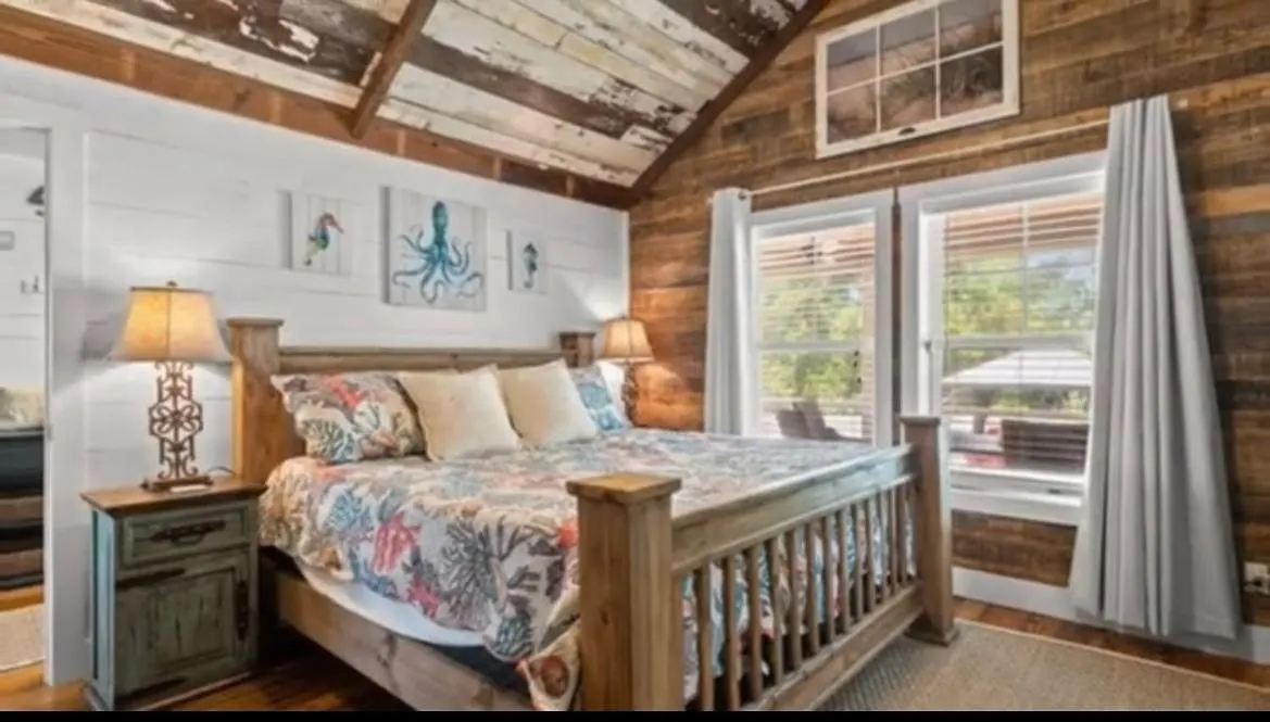 Beachy Chic 3/2 Private Gunite Pool 800Ft Beach Panama City Beach